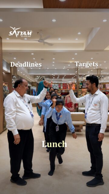 The manager says deadlines, someone else says targets, and employees are just thinking about lunch. 
.
.
A little break in life is necessary, and the best break with family is at Satyam Mall.
.
.
From bridal wear to kids' ethnic wear, every need has a solution here. From wedding wear to daily wear, everything comes with trusted quality. 
.
.
Come and experience Nagpur's most trusted family mall for yourself. 
.
.
Call now to order or visit. 🛍️✨
.
.
#Trendingreel #funny #comedy #viral #fyp
.
.
{Comedy, FYP, Viral, Trending, Instagram Reel, Funny, Wedding Shopping, Style, Office Work, Lunch break, Explore Page, Team Lunch, Office Life, Relatable, Waiting}